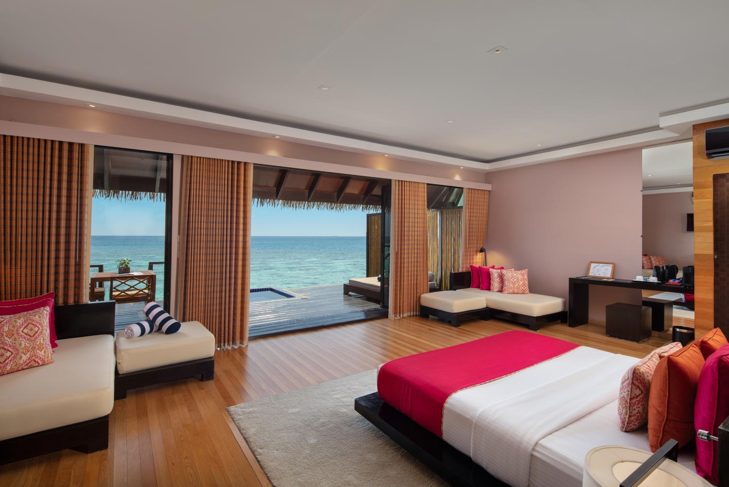 Adaaran Prestige Vadoo 5* 5 gece herşey dahil konaklama QR