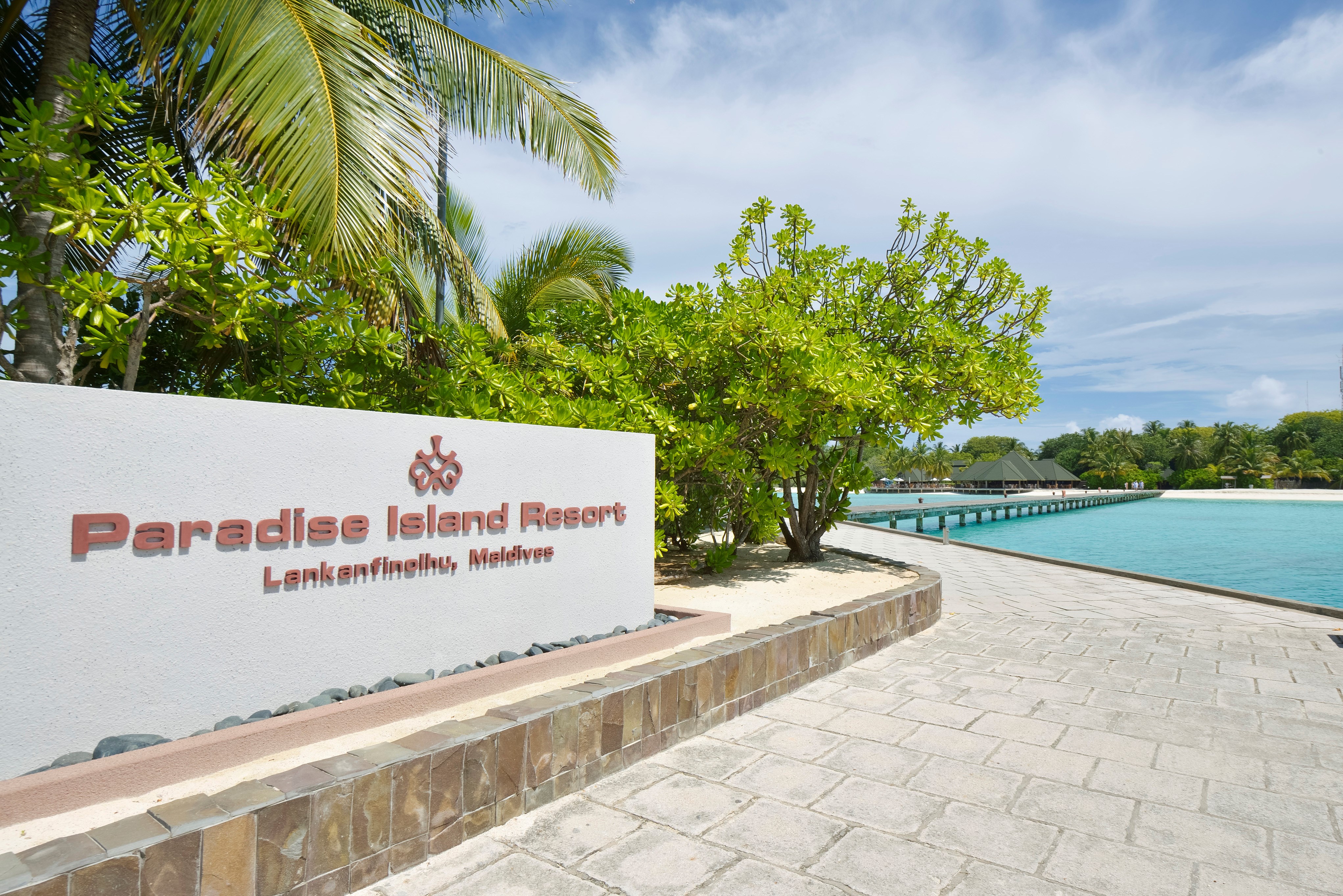 Paradise Island Resort&SPA 5* 5 gece Beach Villa Tam Pansiyon Konaklama QR
