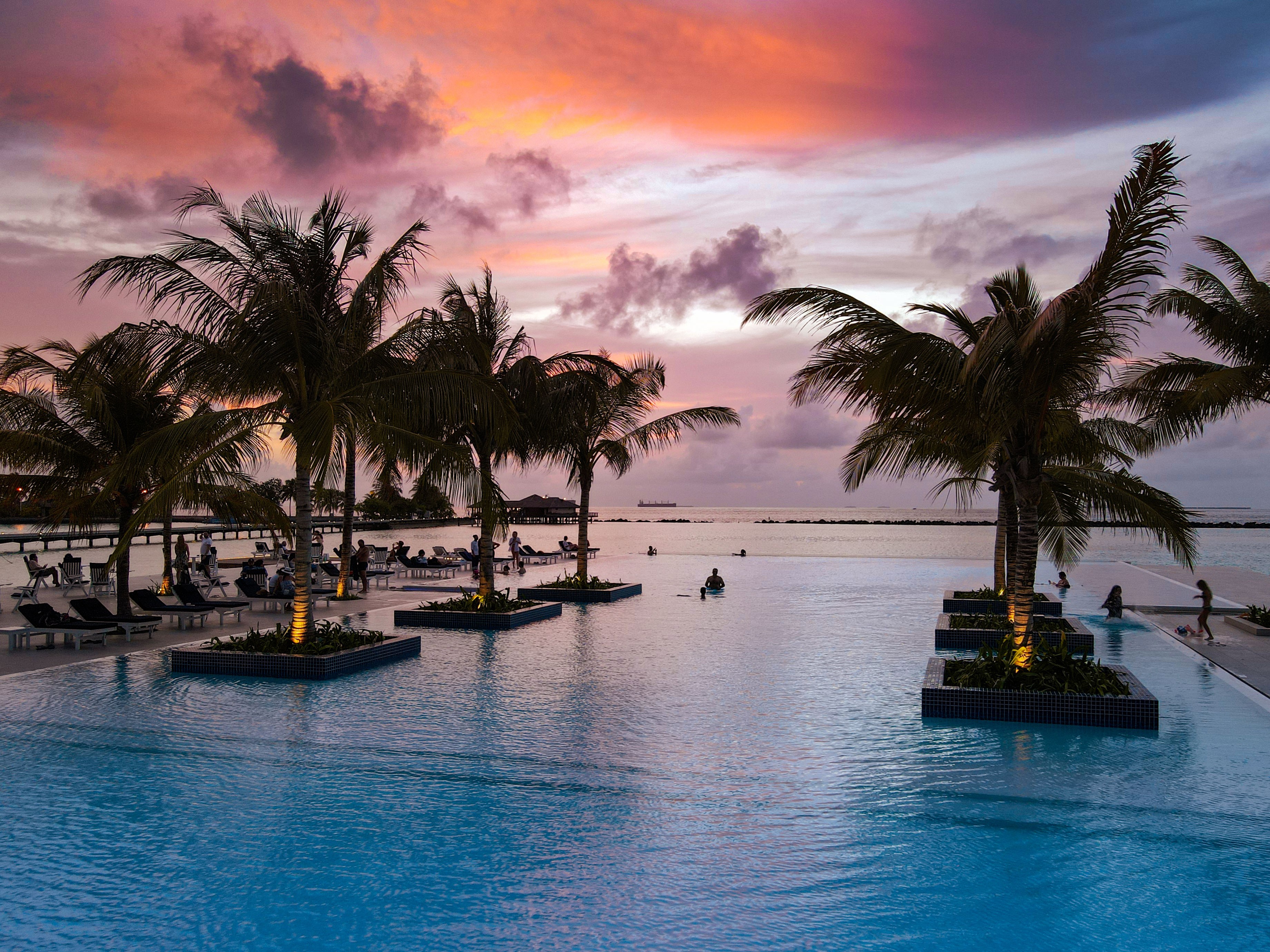 Paradise Island Resort&SPA 5* 5 gece Beach Villa Tam Pansiyon Konaklama QR