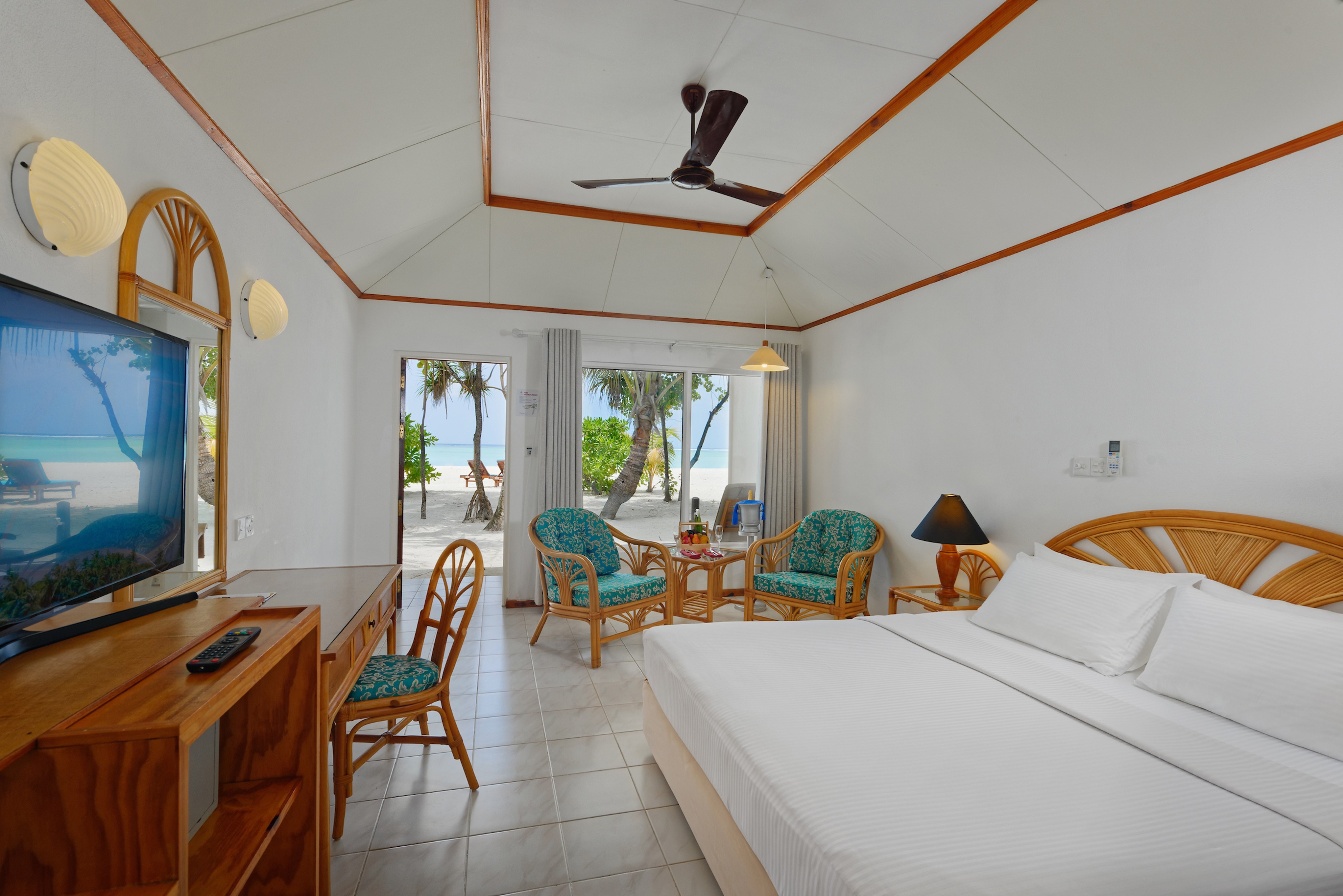 Sun Island Resort & SPA 5*  5 Gece  Beach Villa Tam Pansiyon Konaklama QR