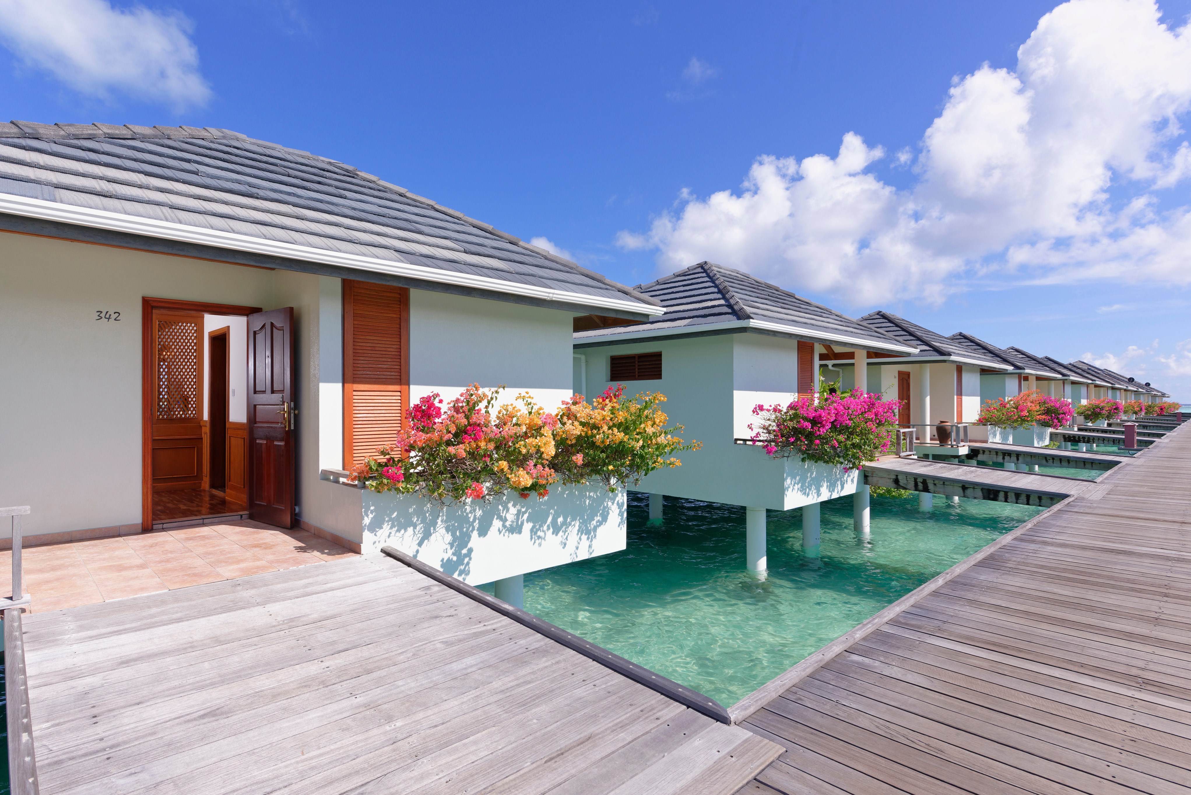 Sun Island Resort & SPA 5*  5 Gece  Beach Villa Tam Pansiyon Konaklama QR