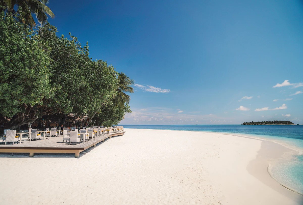 Dhawa Ihuru Resort  5* 5 gece Beachfront Villa'da her şey dahil Konaklama QR