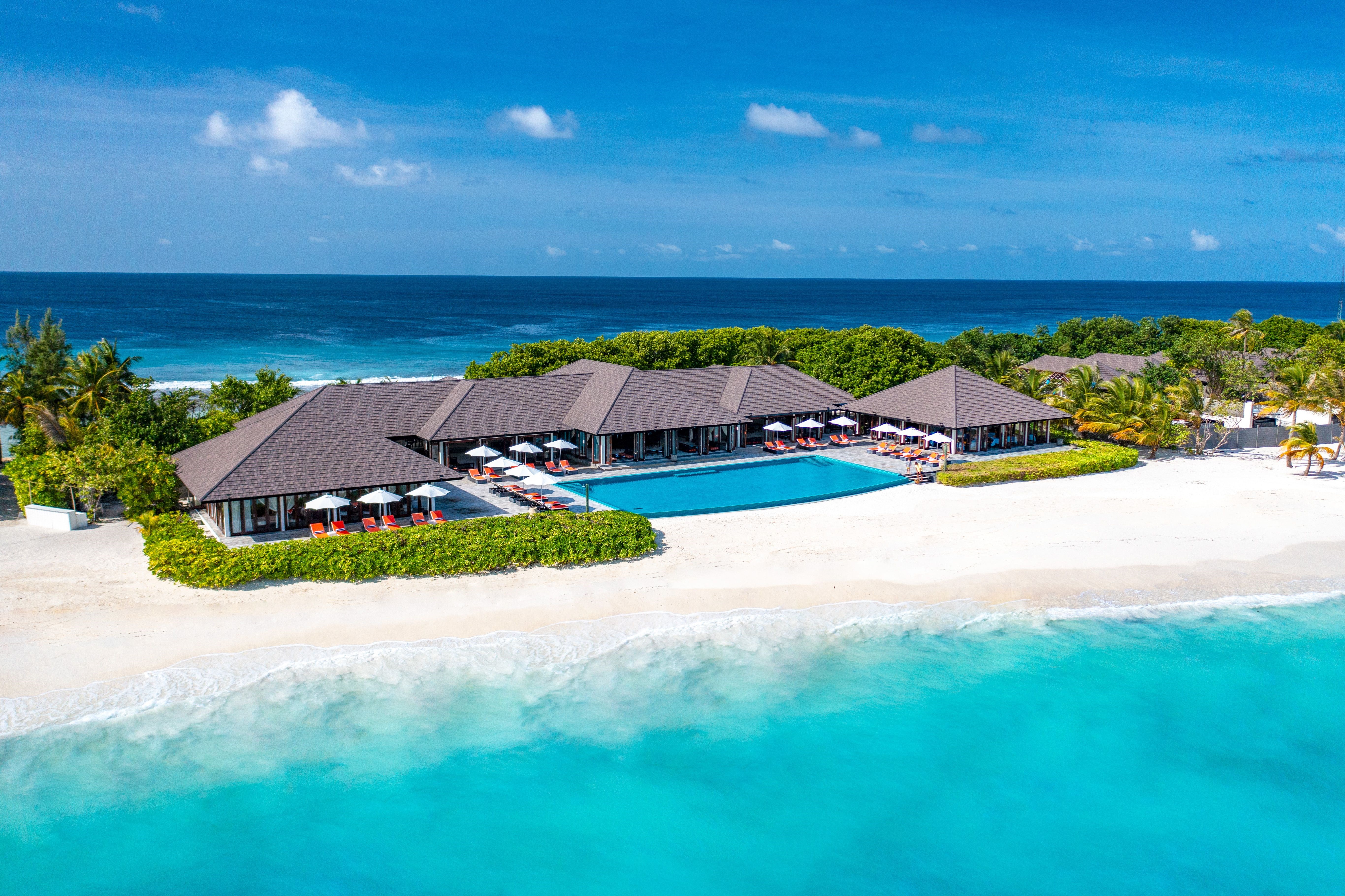 Atmosphere Kanifushi  5* 5 gece Sunset Beach Villa her şey dahil Konaklama QR