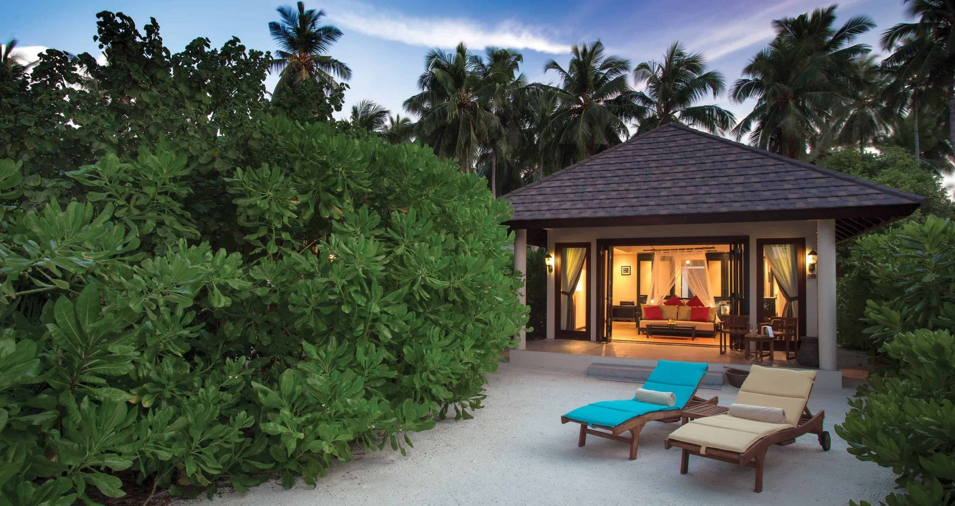 Atmosphere Kanifushi  5* 5 gece Sunset Beach Villa her şey dahil Konaklama QR
