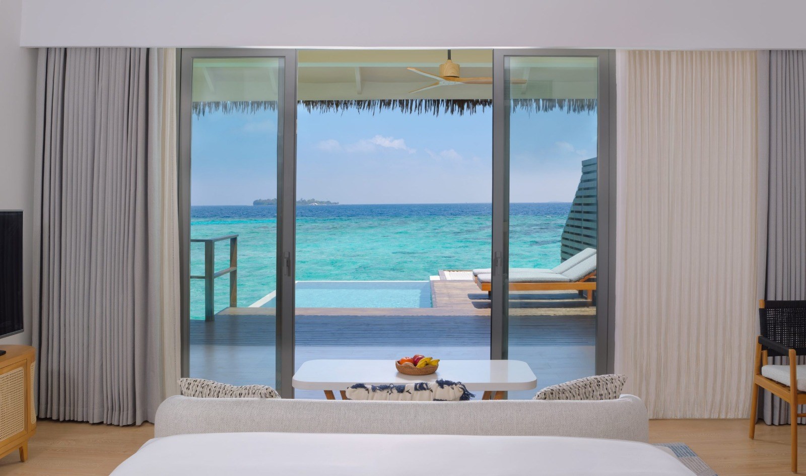 DUSİT D2 FEYDHOO  5* 5 gece Waterfront pool Villa her şey dahil Konaklama GF