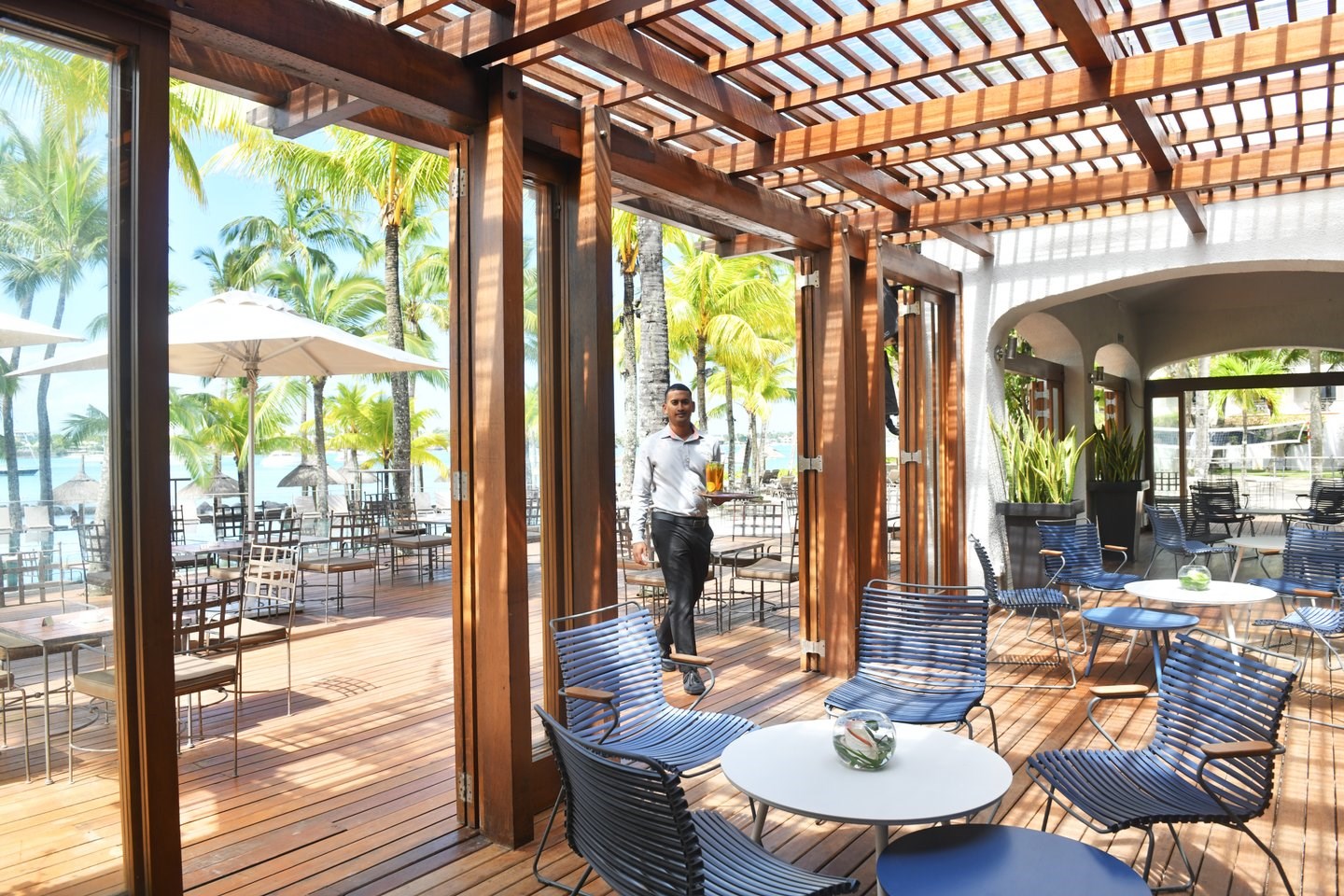 MAURICIA BEACHCOMBER  4* standard oda  5 gece YP konaklama (THY)