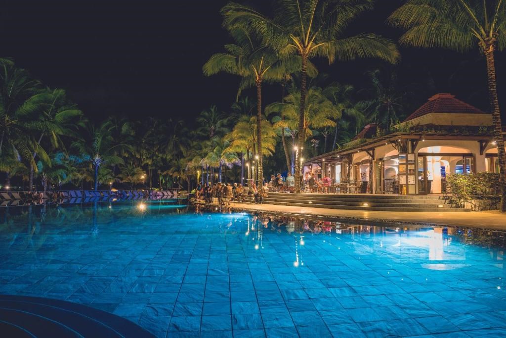 MAURICIA BEACHCOMBER  4* standard oda  5 gece YP konaklama (THY)