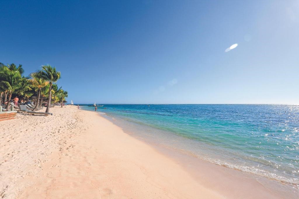 VICTORIA BEACHCOMBER  4* superior oda  5 gece YP konaklama (THY)