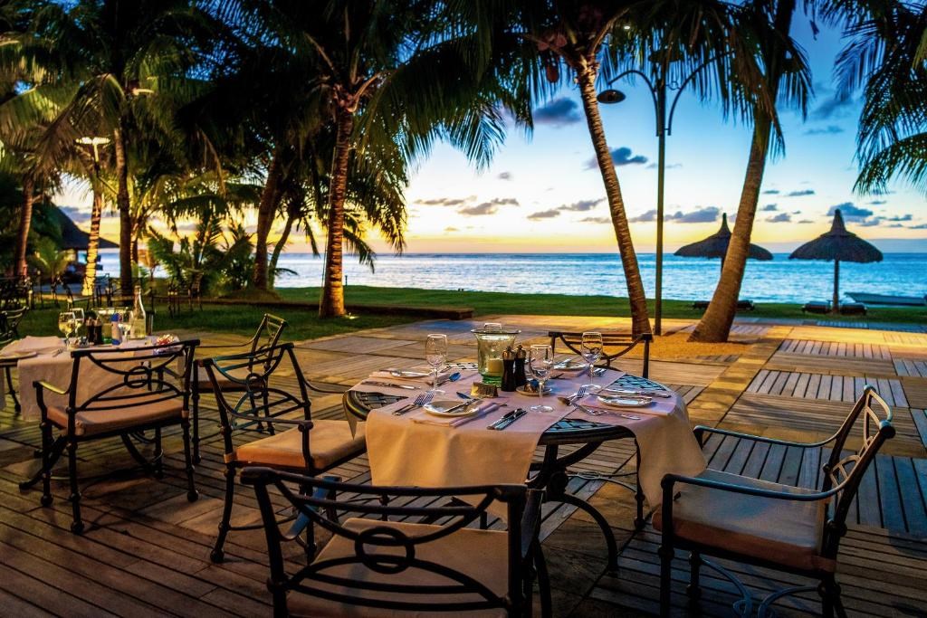 DINAROBIN BEACHCOMBER  5* Junior Suite oda 5 gece oda+kahvaltı konaklama (THY)