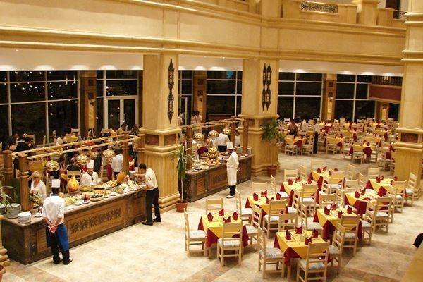 1 Gece Bizden Sharm Turu Türk Havayolları 5 gece 4* Queen Sharm Yarım Pansiyon