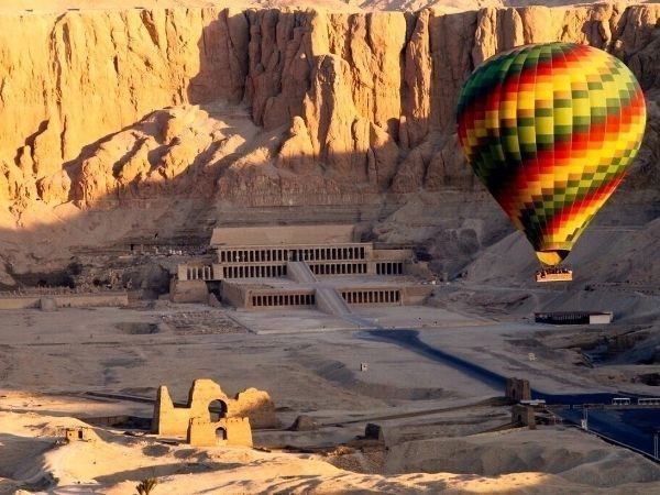 Nil'in Kıyısından Kızıldeniz'e Kahire Luxor Hurgada 5 Gece Ajet Hava Yollları İle 