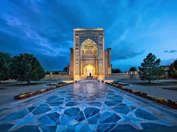 4 Ülke 4 Başkent Tacikistan Özbekistan Kazakistan Kırgızistan Türk Hava Yolları 14 Gece 