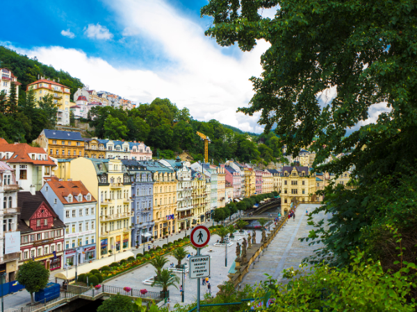 Budapeşte  Viyana Prag Pegasus Havayolları  7 Gece   (Bratislava turu dahil)