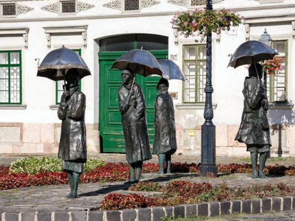 Budapeşte  Viyana Prag Pegasus Havayolları  7 Gece   (Bratislava turu dahil)