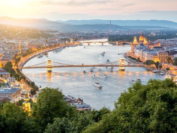 Budapeşte Pegasus Havayolları 3 Gece