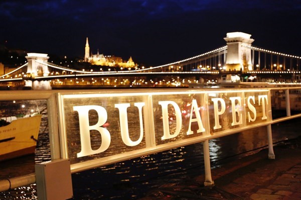 Budapeşte Pegasus Havayolları 3 Gece