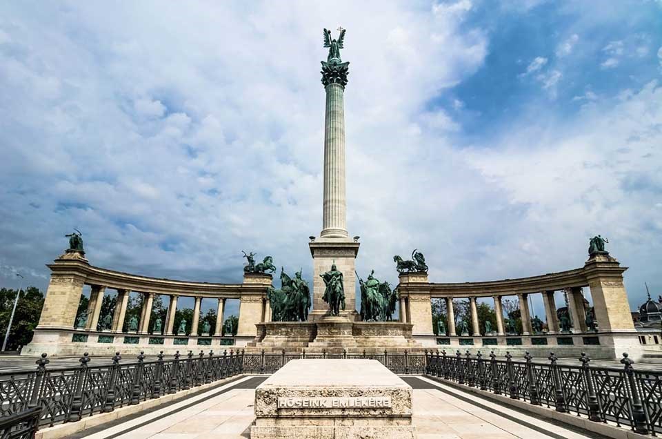 Budapeşte Pegasus Havayolları 3 Gece