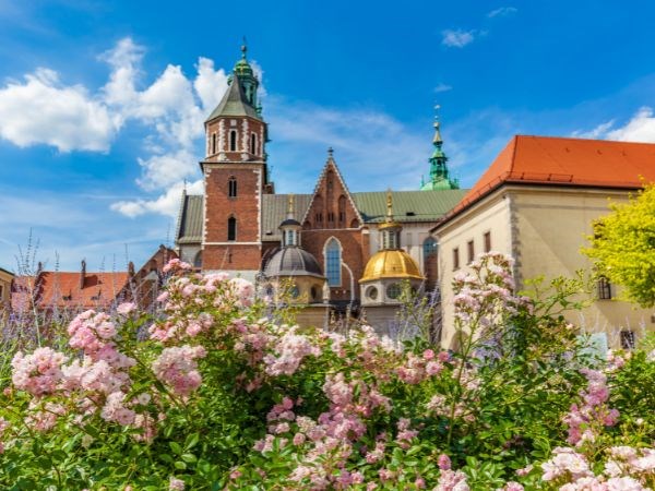 **Yılbaşı Özel** Polonya Orta Avrupa'nın Gizli Hazinesi Türk Hava Yolları 4 Gece