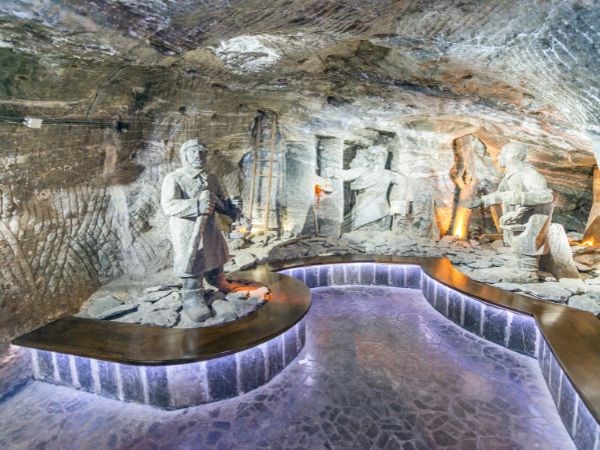 **Yılbaşı Özel** Polonya Orta Avrupa'nın Gizli Hazinesi Türk Hava Yolları 4 Gece