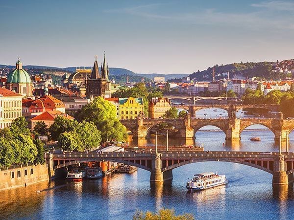 Budapeşte  Viyana Prag Türk Hava Yolları  7 Gece   (Bratislava turu dahil)