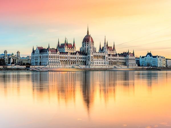 Budapeşte  Viyana Prag Türk Hava Yolları  7 Gece   (Bratislava turu dahil)