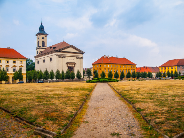 **SÖMESTRE** Prag Türk Hava Yolları 3 Gece