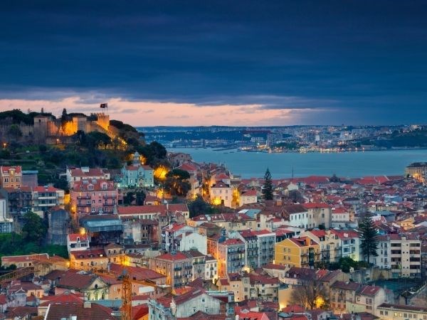 Porto - Lizbon Rüyası Türk Hava Yolları 4 Gece 