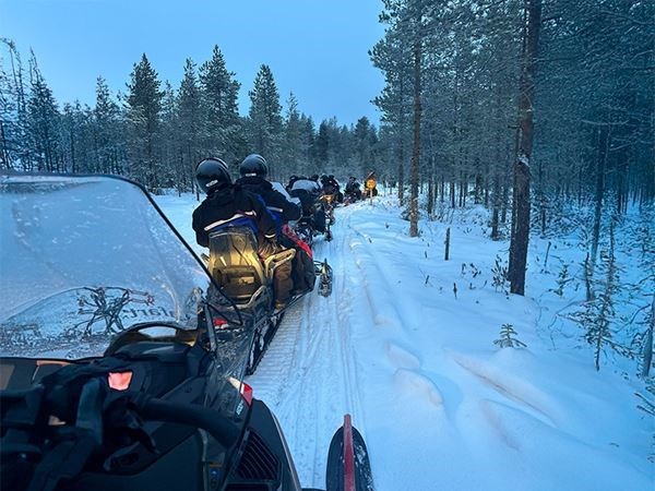 Büyüleyici Kuzey Işıkları Lapland Türk Hava Yolları 4 Gece (2 Gece Jakuzi ve Saunalı Cam Iglooda Konaklama) (Tüm Turlar Dahil)