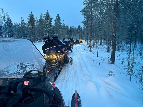 Büyüleyici Kuzey Işıkları Lapland Türk Hava Yolları 4 Gece (2 Gece Jakuzi ve Saunalı Cam Iglooda Konaklama) (Tüm Turlar Dahil)