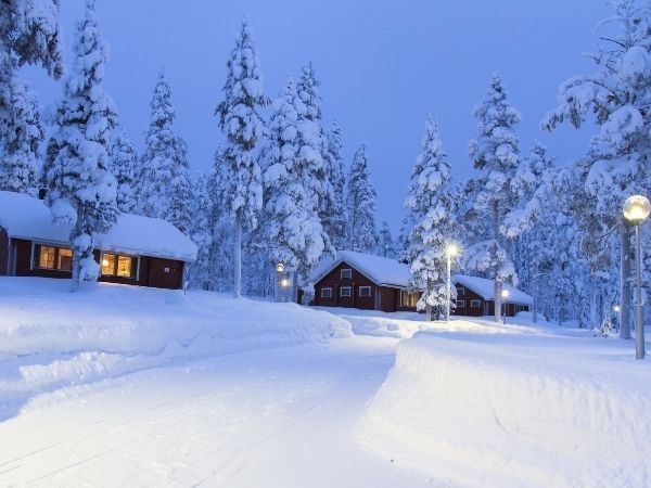 **YILBAŞI**Lapland Büyülü Kuzey Işıkları Masalı Türk Hava Yolları 4 Gece ( TÜM TURLAR DAHİL)