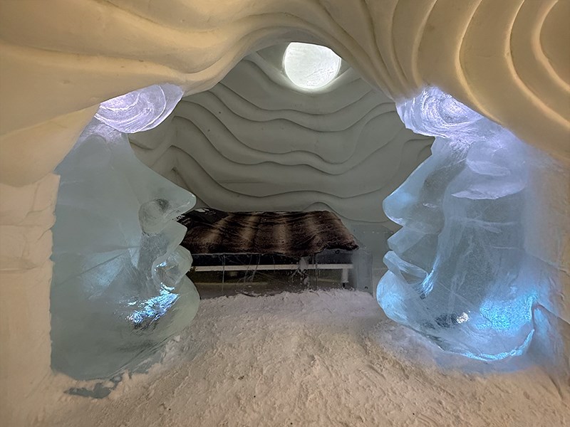 **YILBAŞI**Lapland Büyülü Kuzey Işıkları Masalı Türk Hava Yolları 4 Gece ( TÜM TURLAR DAHİL)