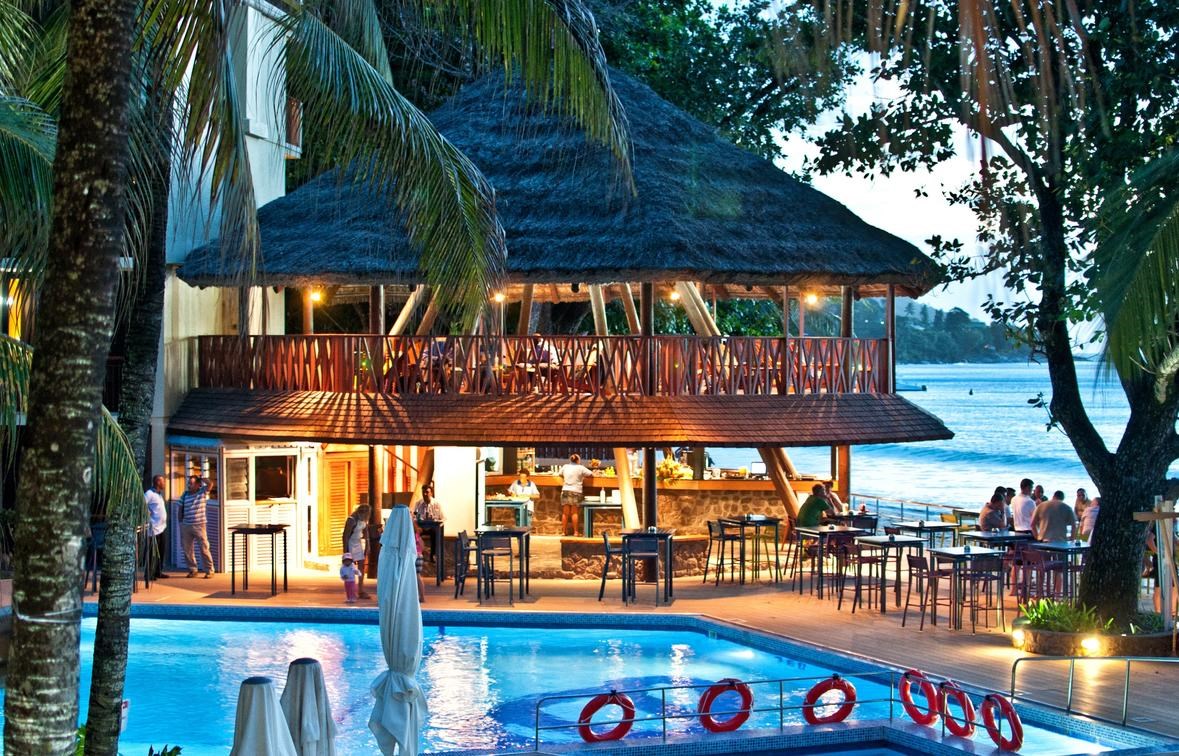 Coral Strand Hotel 4* oda+kahvaltı konaklama THY 5 Gece