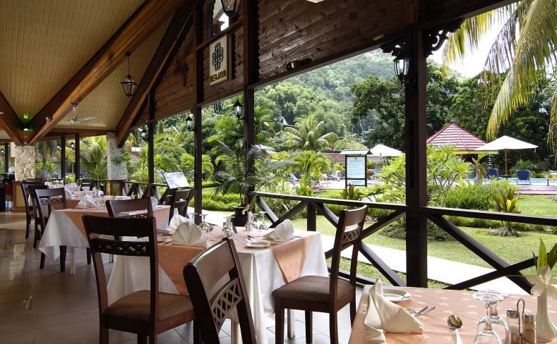 Berjaya Praslin Resort 3* oda+kahvaltı konaklama THY 5 Gece