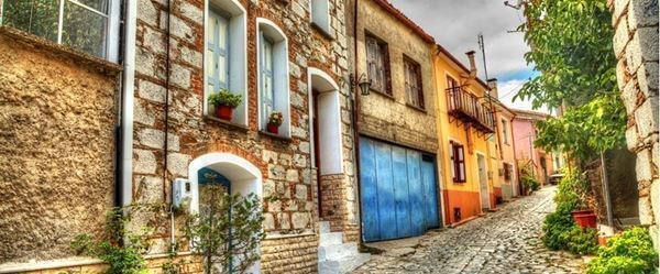 İzmir Dikili Çıkışlı Feribotlu Midilli Turu 3 Gece 4*Otel 
