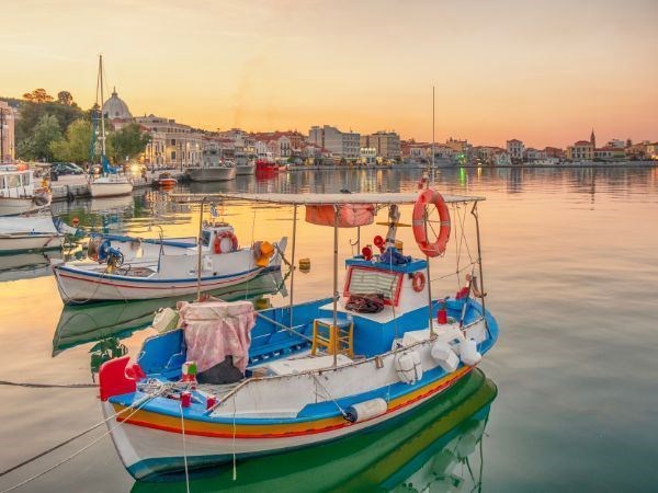 İzmir Dikili Çıkışlı Feribotlu Midilli Turu 3 Gece 4*Otel 