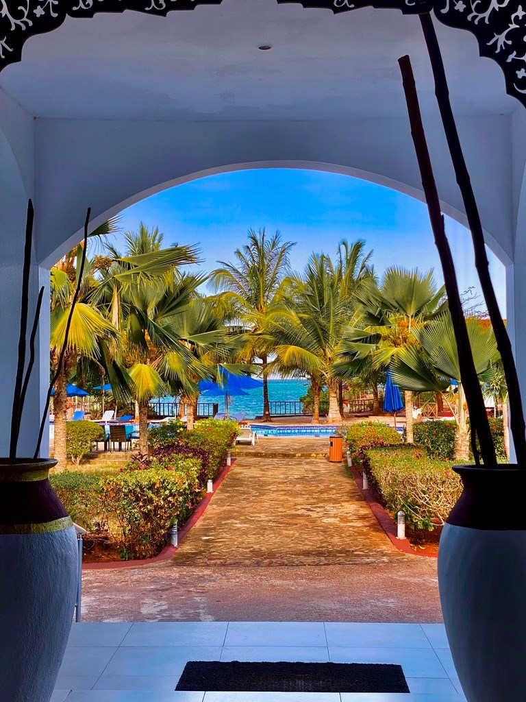 EGZOTİK ZANZİBAR - AZAO RESORT  (türkçe rehber eşliğinde)