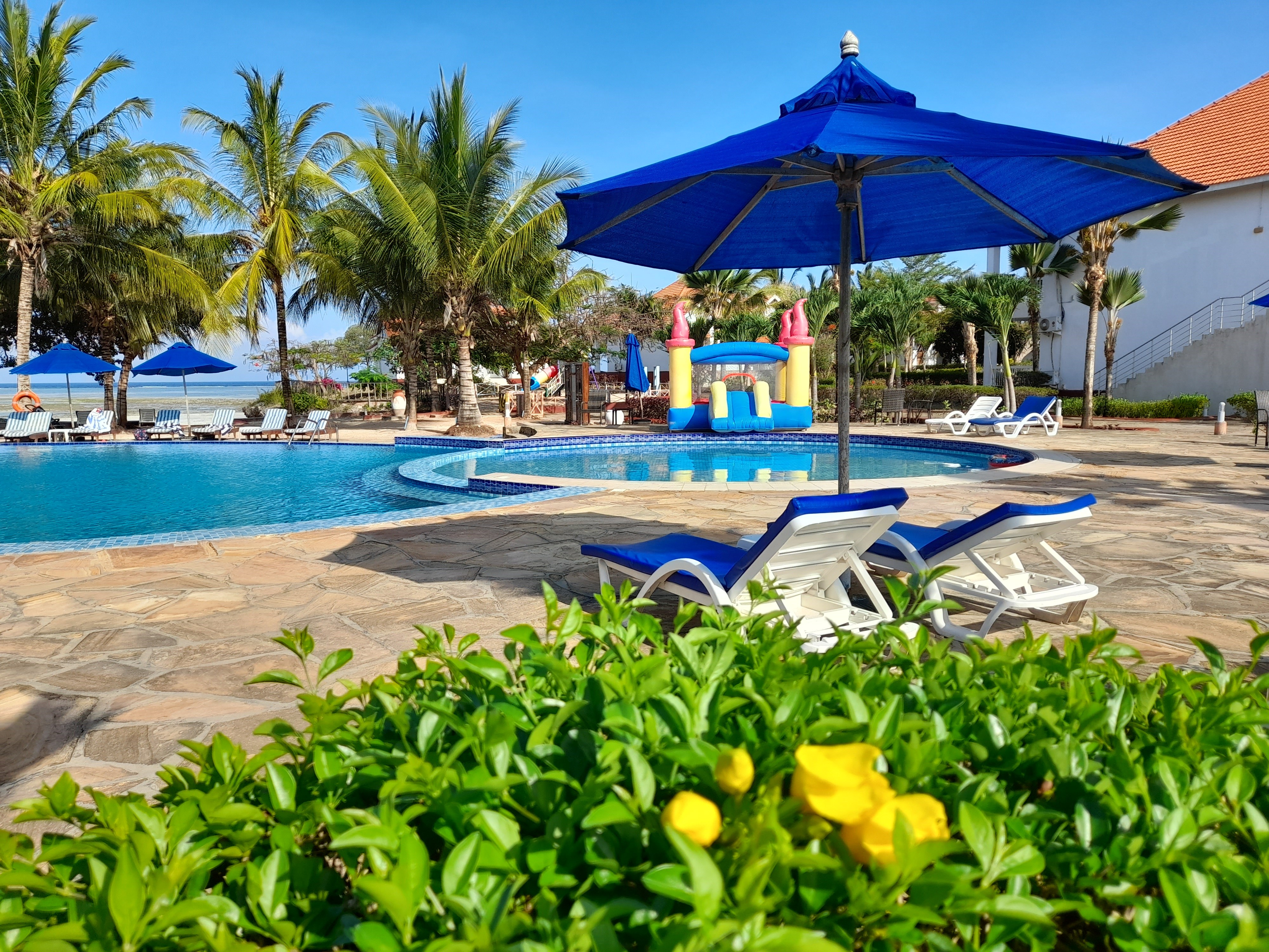 EGZOTİK ZANZİBAR - AZAO RESORT  (türkçe rehber eşliğinde)