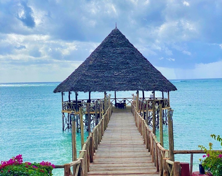 EGZOTİK ZANZİBAR - AZAO RESORT  (türkçe rehber eşliğinde)