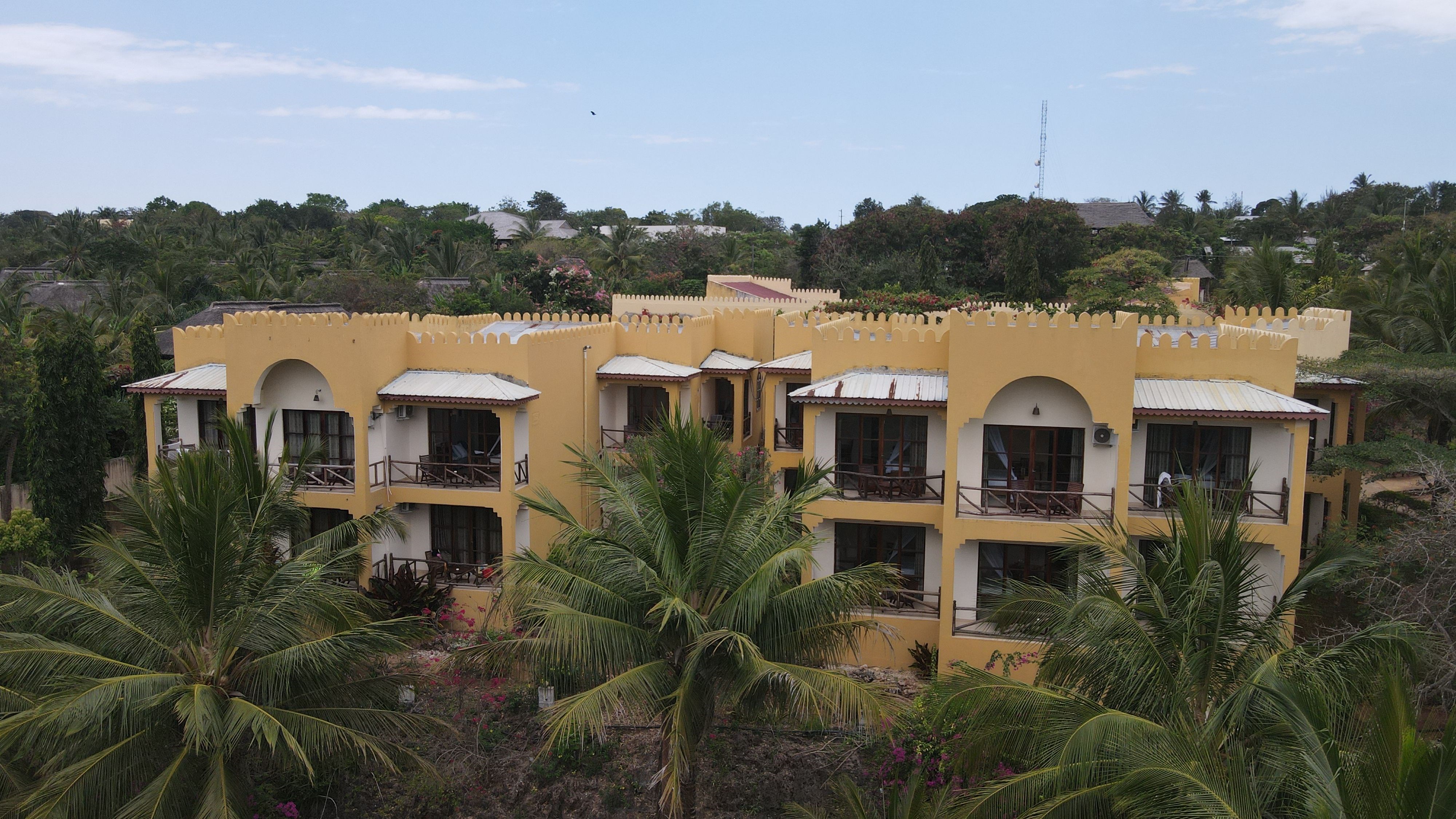 Sunset Kendwa Beach Hotel 3*, 5 Gece Beach Bungalow BB konaklama . THY ile