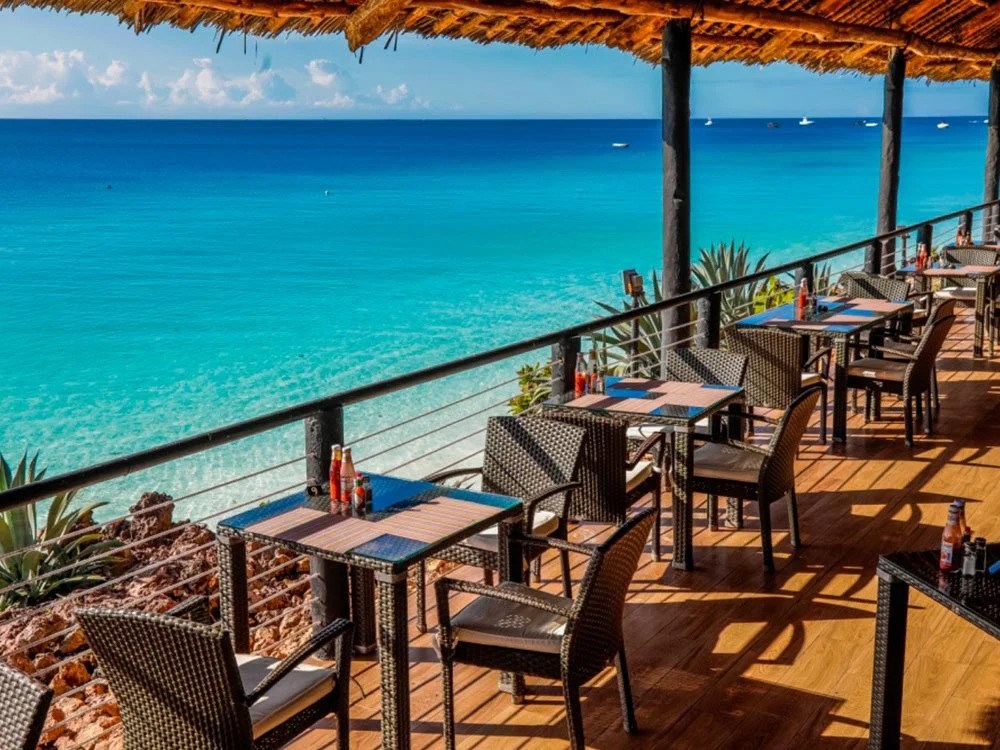 Royal Zanzibar Beach Resort 5*, deluxe oda 5 Gece her şey dahil konaklama . THY ile
