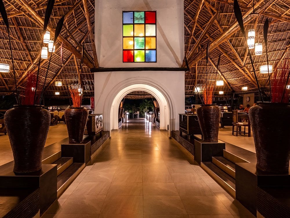 Royal Zanzibar Beach Resort 5*, deluxe oda 5 Gece her şey dahil konaklama . THY ile